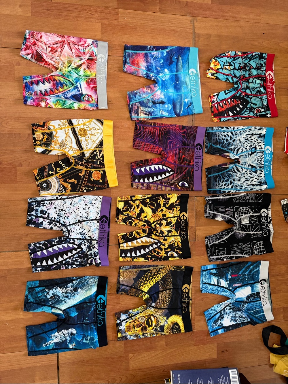 Ethika Multi-Print boys medium Boxer Briefs - Bright Multicolor h4